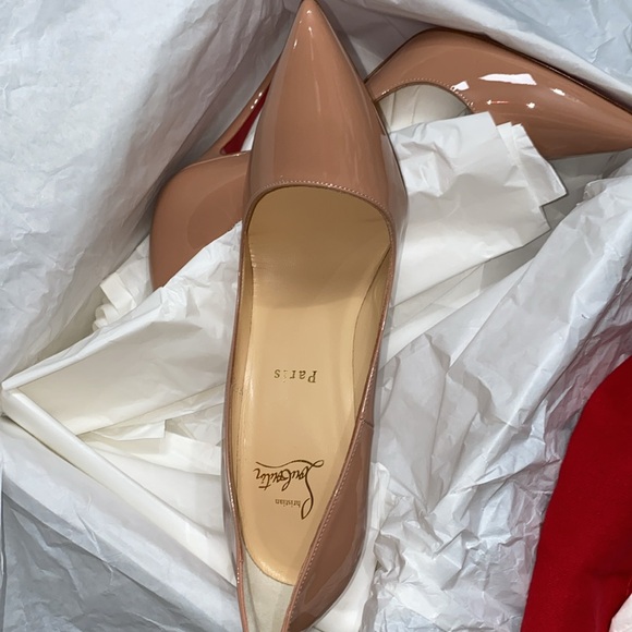 Christian Louboutin So Kate - Picture 5 of 10